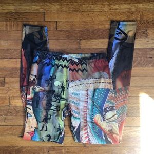 Egyptian print leggings